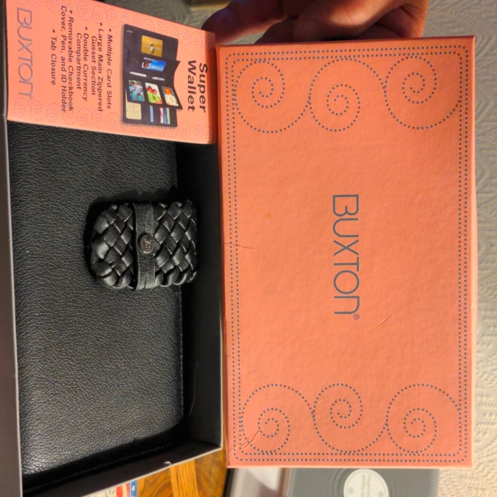 COPY - Buxton Leather Super Wallet